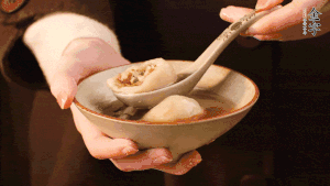 新的一年，我們還是要吃好喝好哦，祝大家元宵快樂(lè)！